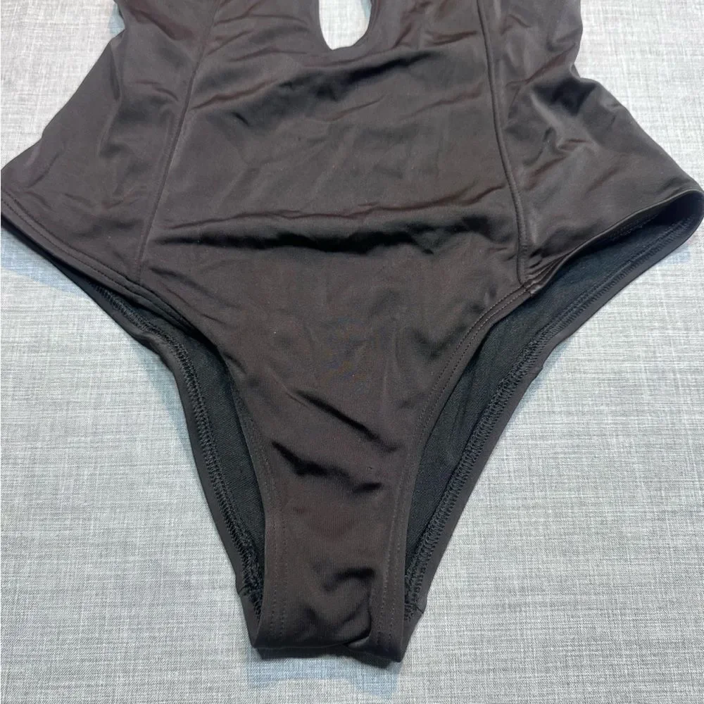 UO Under the Sun Strappy Ring The Alarm One-Piece Swimsuit in Brown Size S